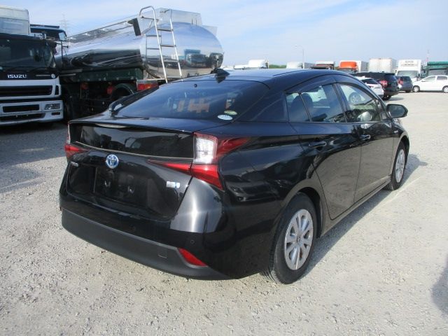 Toyota PRIUS 2019-03 3853-4