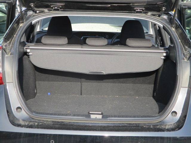 Toyota PRIUS 2019-03 3853-14