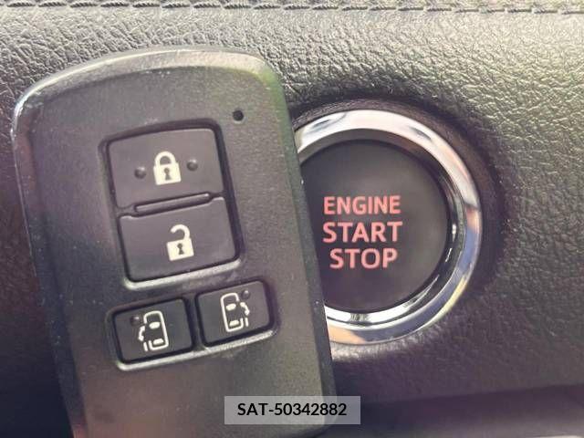 Toyota SIENTA 2016-12 340240-6