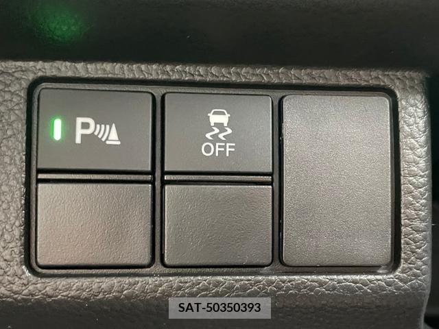 Honda N BOX 2022-05 307392-10
