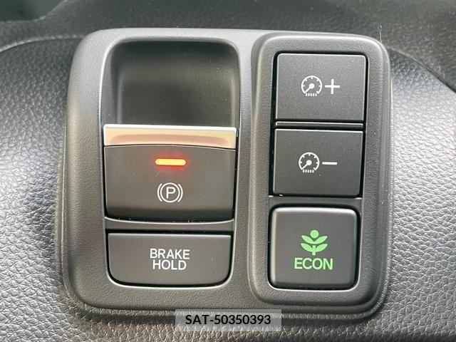 Honda N BOX 2022-05 307392-7