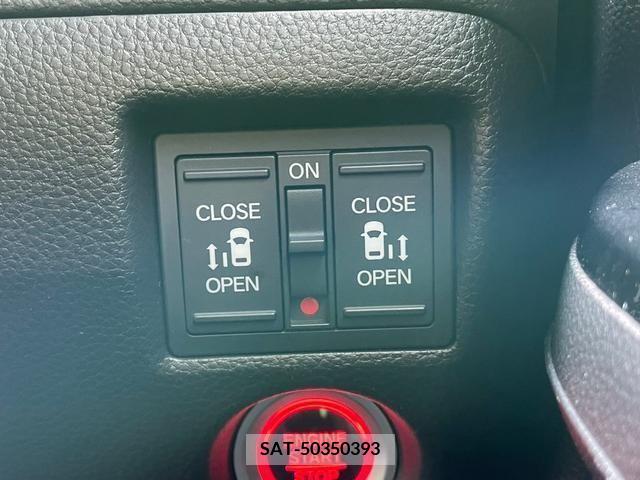 Honda N BOX 2022-05 307392-5