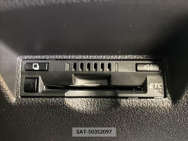 Toyota PRIUS PHV 2017-07 282516-9