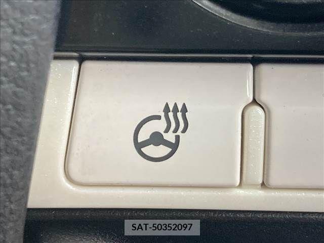 Toyota PRIUS PHV 2017-07 282516-6