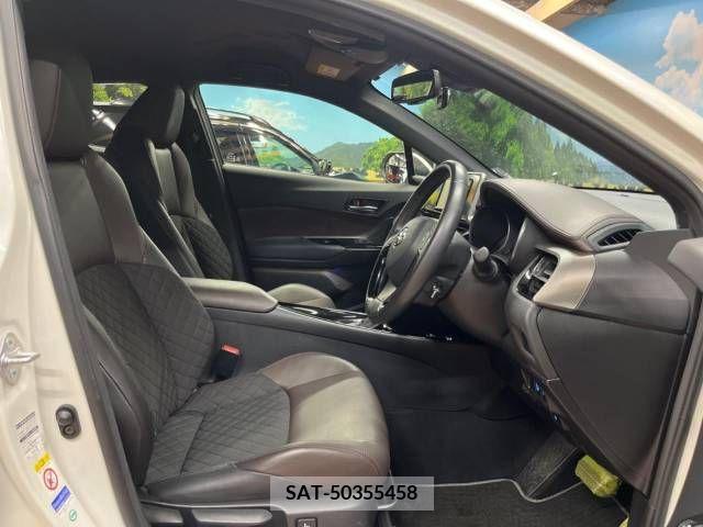 Toyota C-HR 2017-06 294988-8