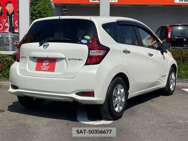 Nissan NOTE 2017-04 279900-15