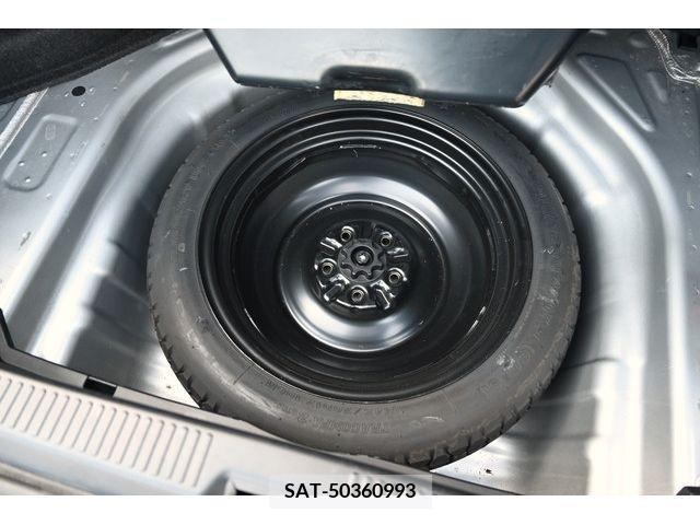 Lexus HS 2013-02 222156-11