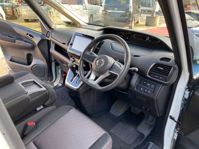 Nissan SERENA 2017-06 2607-18