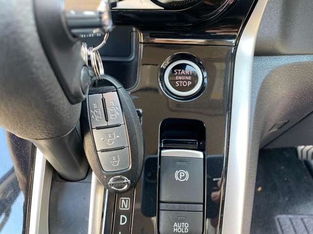 Nissan SERENA 2017-06 2607-15