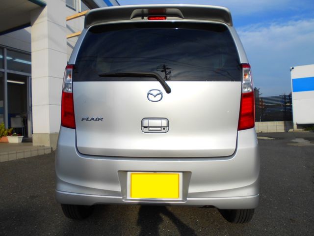 Mazda FLAIR 2014-01 8831-7