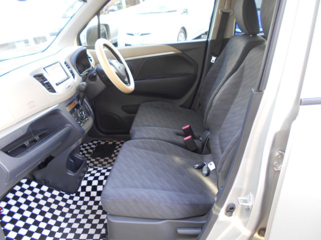 Mazda FLAIR 2014-01 8831-12