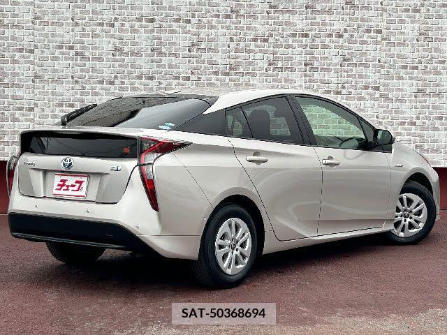 Toyota PRIUS 2017-12 322350-2