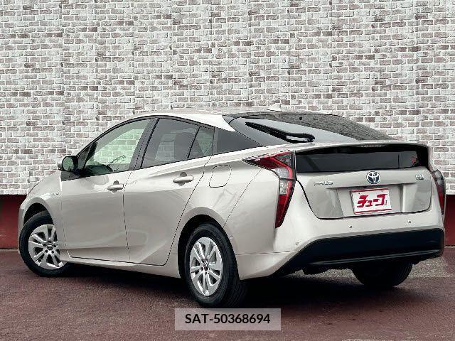 Toyota PRIUS 2017-12 322350-8