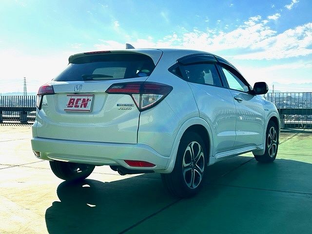 Honda VEZEL 2016-03 180650-2