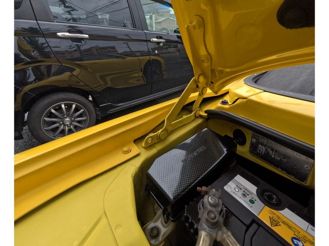 Toyota MR-S 2000-10 183902-13