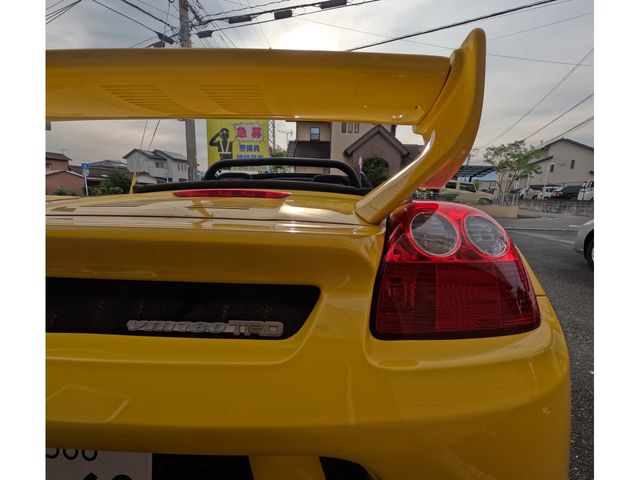 Toyota MR-S 2000-10 183902-8