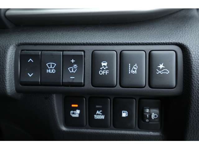 Mitsubishi ECLIPSE CROSS 2020-12 180877-10
