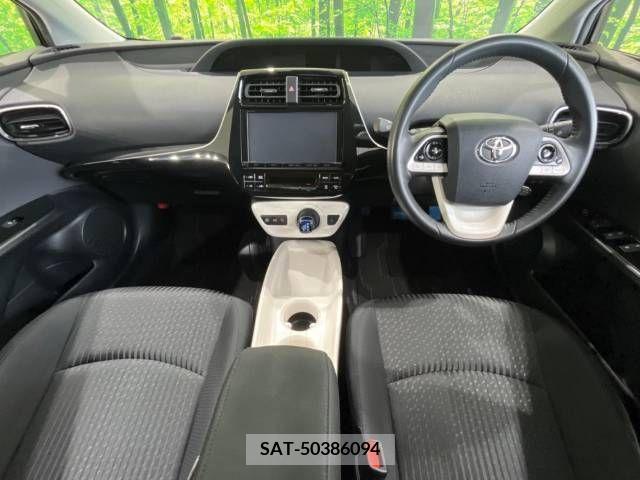 Toyota PRIUS 2016-01 209795-1