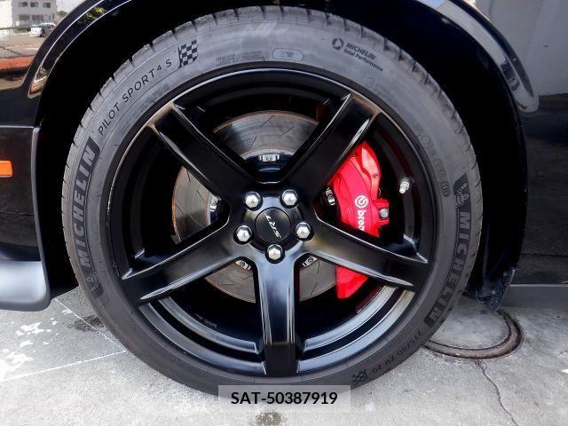 Dodge CHALLENGER 2018-06 387050-6