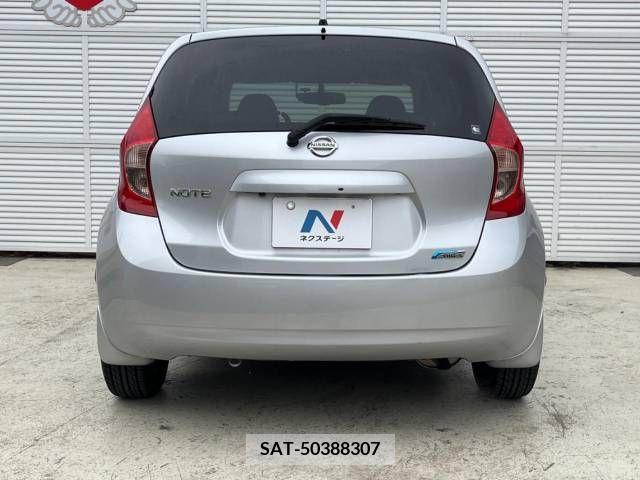 Nissan NOTE 2013-12 247468-15