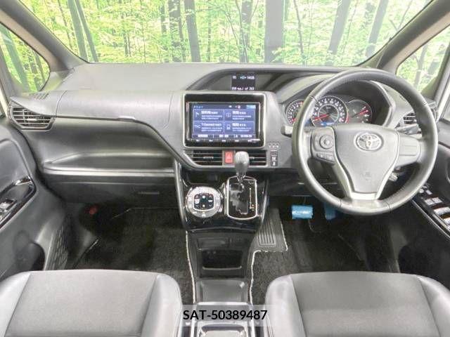 Toyota NOAH 2017-12 279480-1