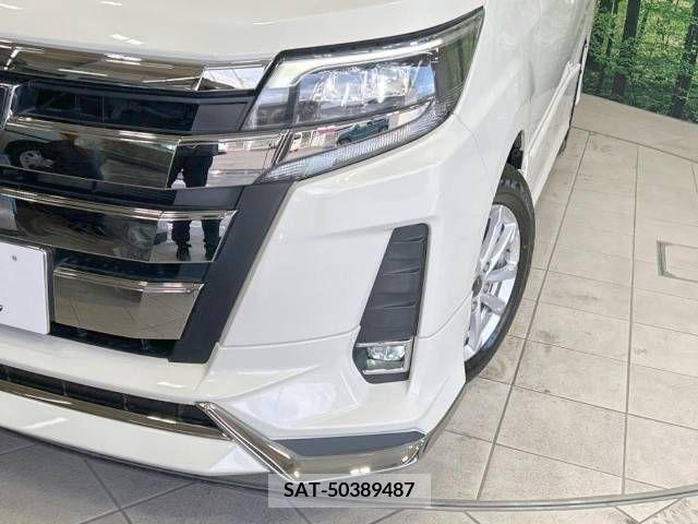 Toyota NOAH 2017-12 279480-13