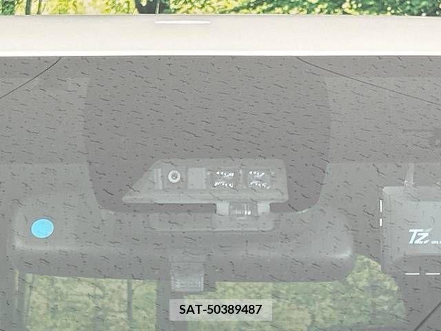 Toyota NOAH 2017-12 279480-3