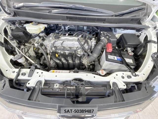 Toyota NOAH 2017-12 279480-19