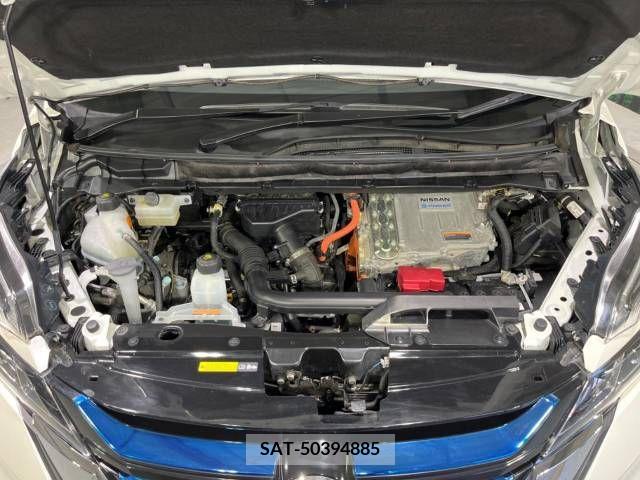Nissan SERENA 2018-05 324966-19