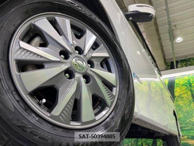 Nissan SERENA 2018-05 324966-14