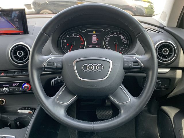 Audi A3 2014-09 786-9