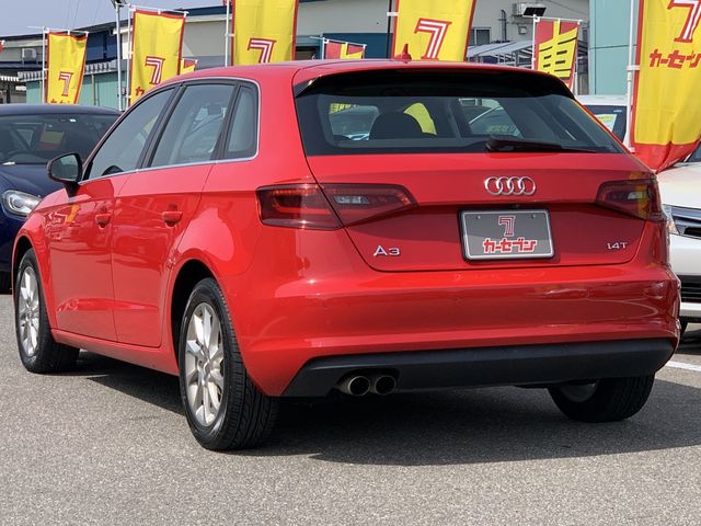 Audi A3 2014-09 786-7