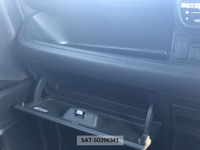 Honda N BOX CUSTOM 2019-11 338724-21