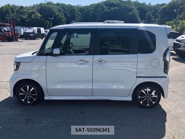 Honda N BOX CUSTOM 2019-11 338724-7
