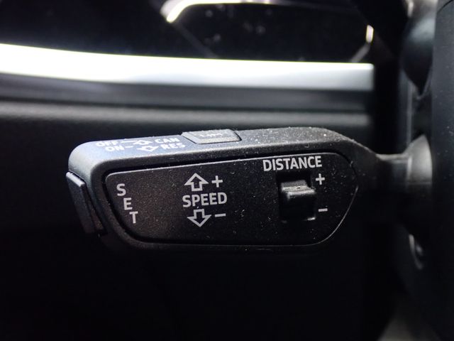 Audi Q3 2021-06 180835-18