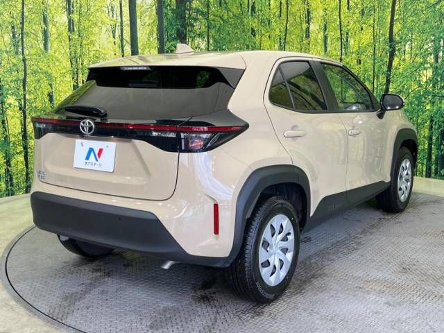 Toyota YARIS CROSS 2023-03 182023-17