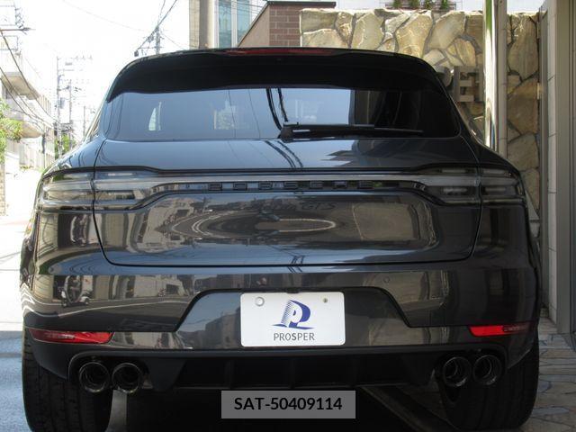 Porsche MACAN 2021-01 244871-6