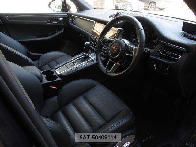 Porsche MACAN 2021-01 244871-11