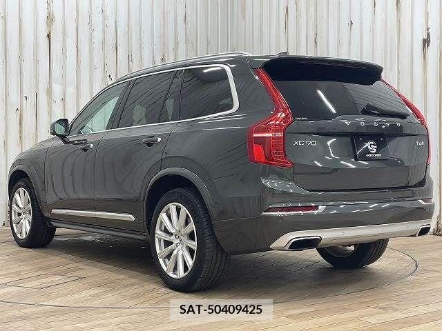 Volvo XC90 2019-01 320544-16