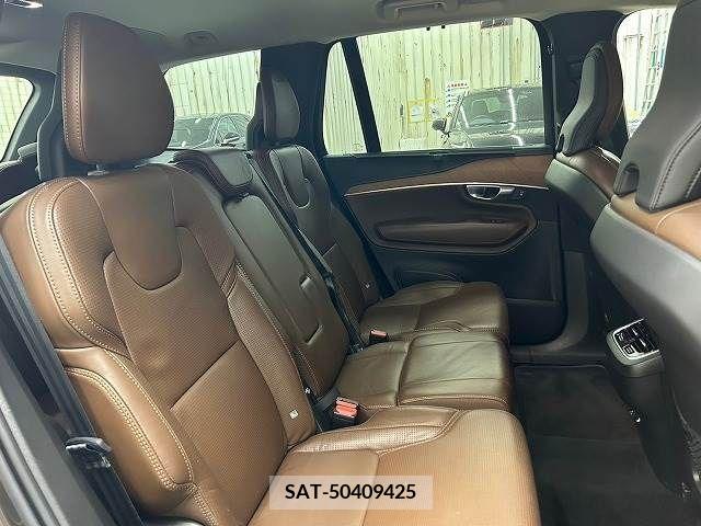 Volvo XC90 2019-01 320544-9