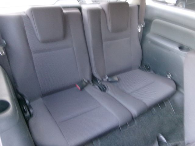 Toyota WISH 2003-06 182073-9