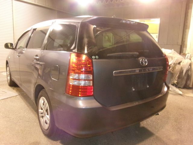 Toyota WISH 2003-06 182073-2