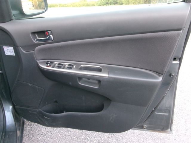 Toyota WISH 2003-06 182073-10