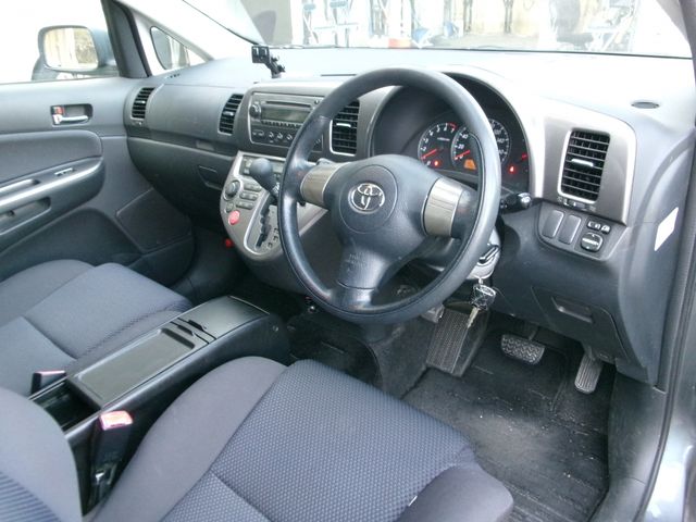 Toyota WISH 2003-06 182073-1