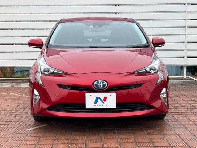 Toyota PRIUS 2018-04 182844-13