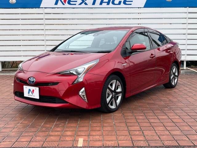 Toyota PRIUS 2018-04 182844-15