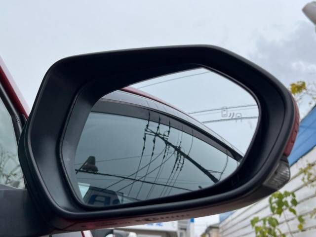 Toyota PRIUS 2018-04 182844-4