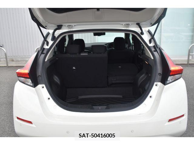 Nissan LEAF 2017-11 367065-19
