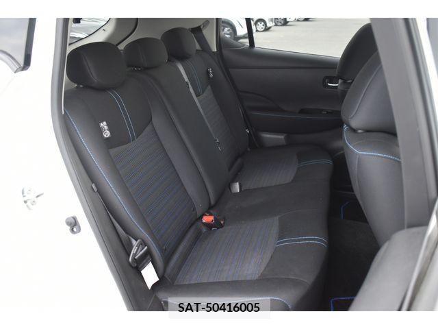 Nissan LEAF 2017-11 367065-16