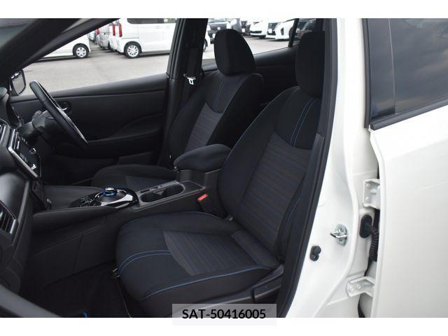 Nissan LEAF 2017-11 367065-15